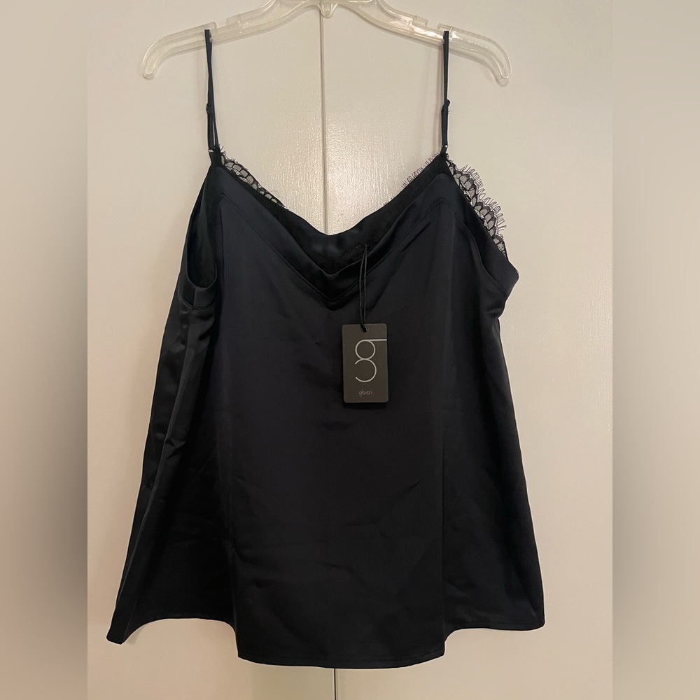 Gibson Black Lace-Trimmed Garment
